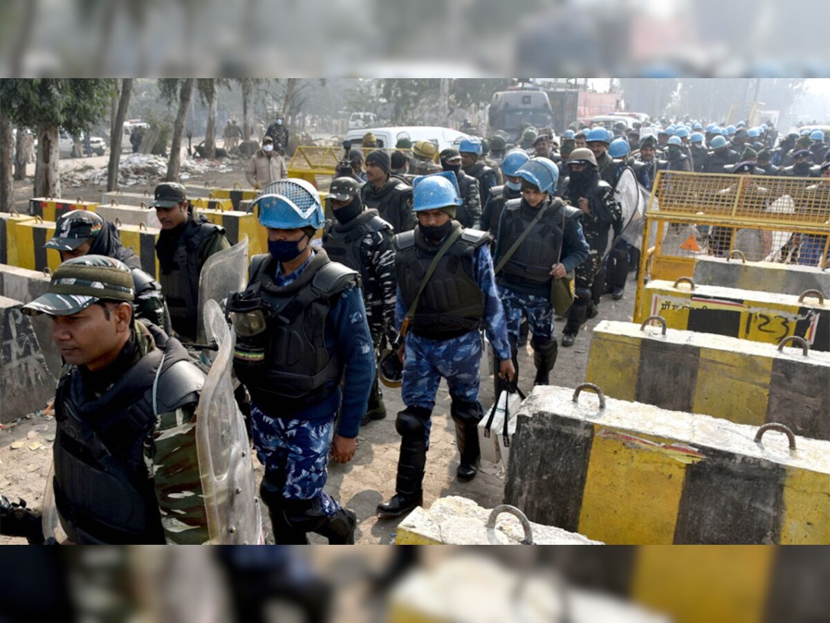 सिंघु बॉर्डर पर सुरक्षा के सख्त इंतजाम किए गए