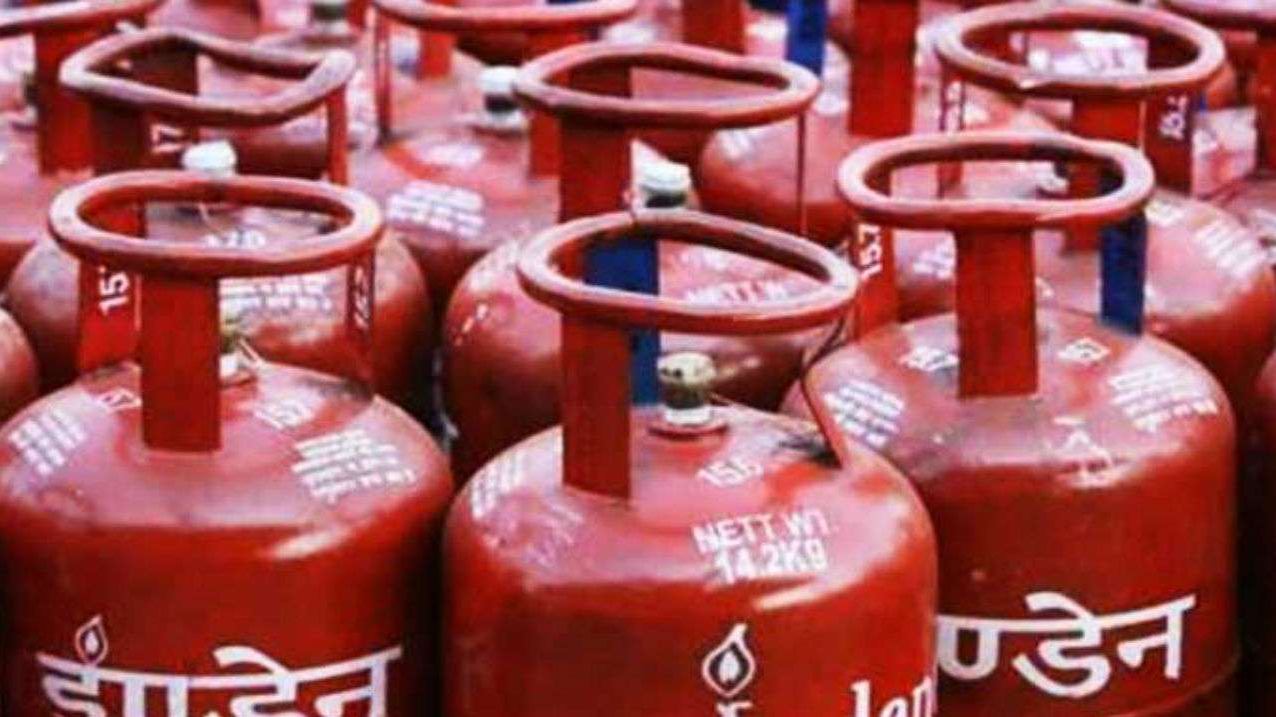 LPG पर मिलने वाली सब्सिडी बंद होने की संभावना, सरकार ने दिए संकेत