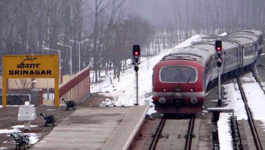 Jammu Kashmir: 370 हटने का बड़ा प्रभाव, अब कश्मीर तक दौड़ेगी भारतीय रेल