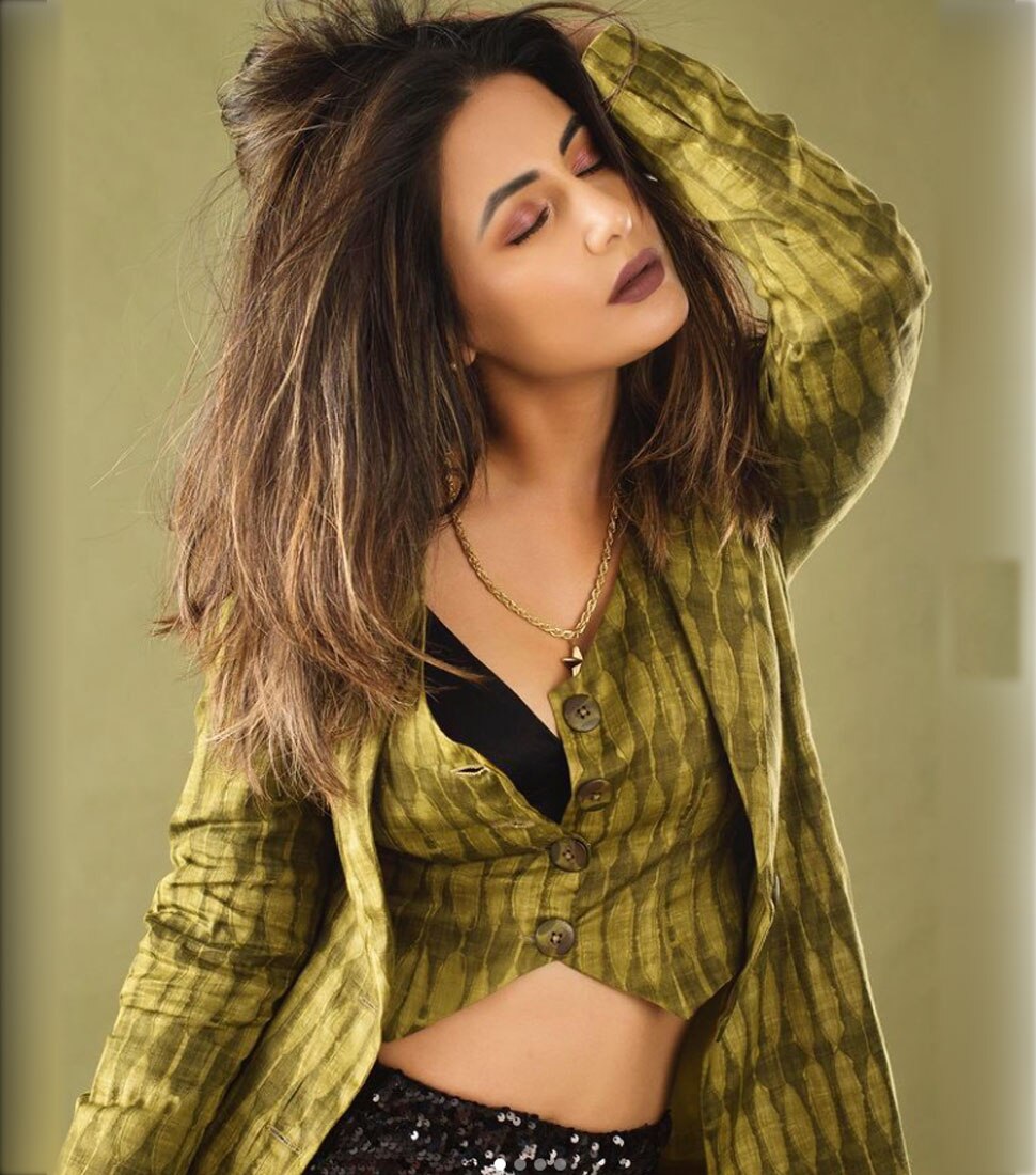 Hina Khan Photos
