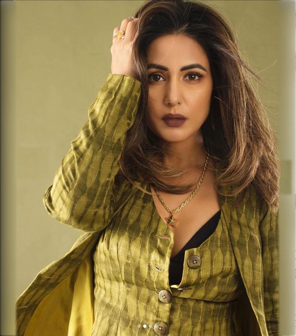Hina Khan Photos