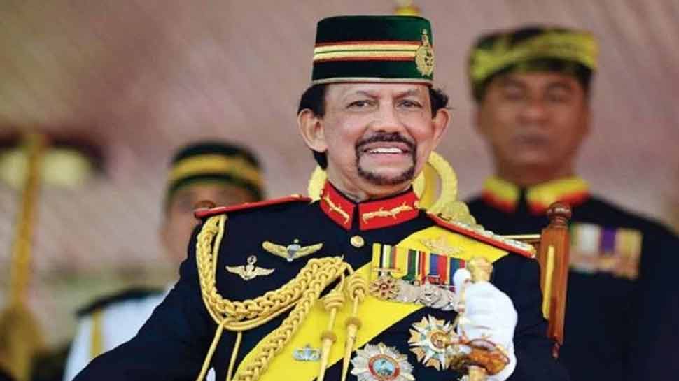 Hassanal Bolkiah among the richest sultans