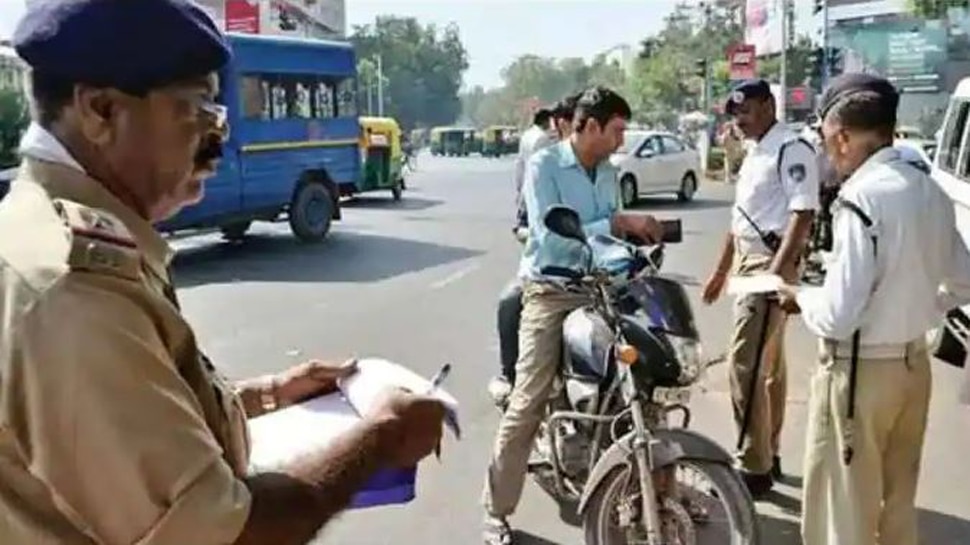 इटावा: छात्र ने 5000 रुपये का चालान कटने पर SSP से मांगी मदद और रद्द हो गया जुर्माना