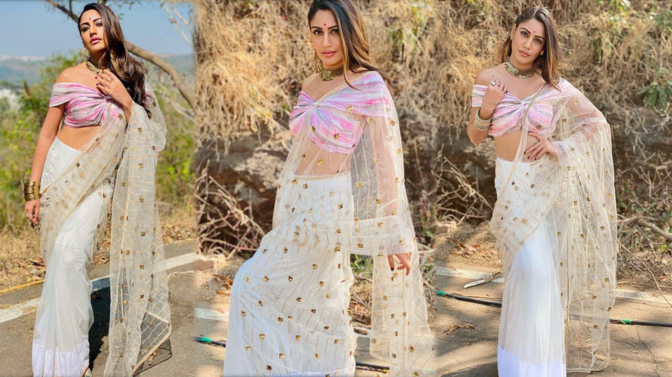 देखिए सुरभि की अदाएं Surbhi Chandnas sari look