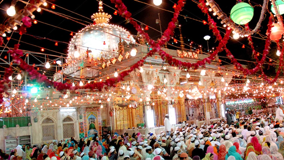 ग़रीब नवाज़ हज़रत ख़्वाजा मोईनुद्दीन हसन चिश्ती रहमतुल्ला अलैह का 809वां उर्स मुबारक