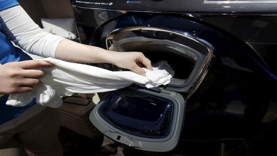 Accident child dies after being stuck in washing machine viral news