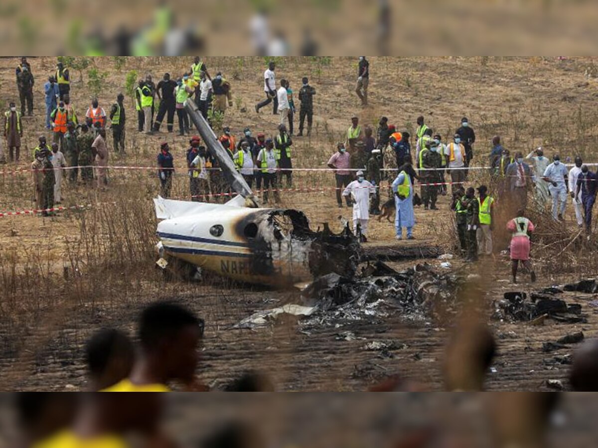 ବିମାନବନ୍ଦର ନିକଟରେ Military Jet Crash; ୭ ମୃତ 