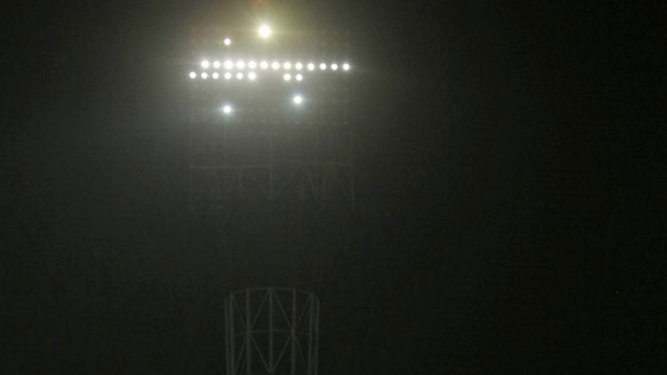 Eden Gardens flood lights off 