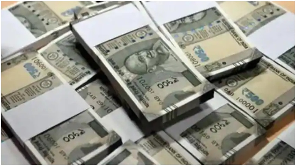 Punjab Lottery Result: सिर्फ 100 रुपये के टिकट ने Housewife को बनाया करोड़पति