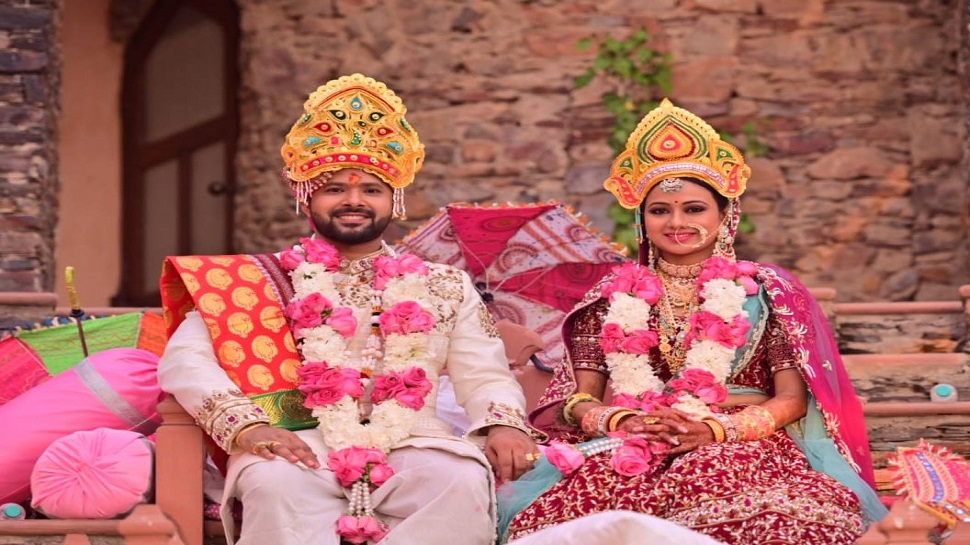 ସାତଜନ୍ମର ସାଥୀ ହେଲେ ଚର୍ଚ୍ଚିତ ଯୋଡ଼ି ସବ୍ୟାର୍ଚ୍ଚିତା ସାତଜନ୍ମର ସାଥୀ ହେଲେ ଚର୍ଚ୍ଚିତ ଯୋଡ଼ି ସବ୍ୟାର୍ଚ୍ଚିତା