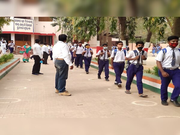 ସକାଳୁଆ ସ୍କୁଲକୁ ଖରା ଅଡୁଆ