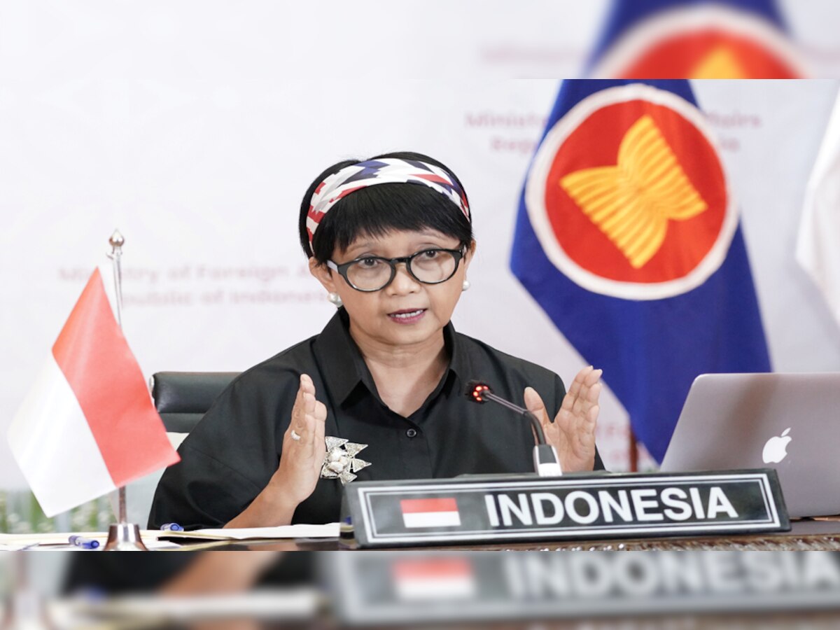 इंडोनेशिया की विदेश मंत्री रेत्नो मर्सूदी बातचीत के दौरान/रायटर्स