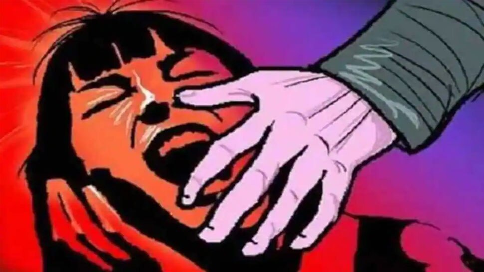 Aligarh Rape: नाबालिग को रेप के बाद मार डाला, खेत में घसीटा; अर्द्ध नग्न हालत में मिला शव