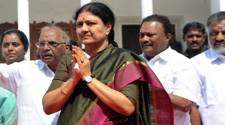 VK Sasikala announce retirement from active politics ahead of Tamil Nadu  Election 2021 AIADMK | Tamil Nadu Election 2021: विधानसभा चुनाव से पहले  शशिकला ने किया राजनीति से संन्यास का ऐलान |