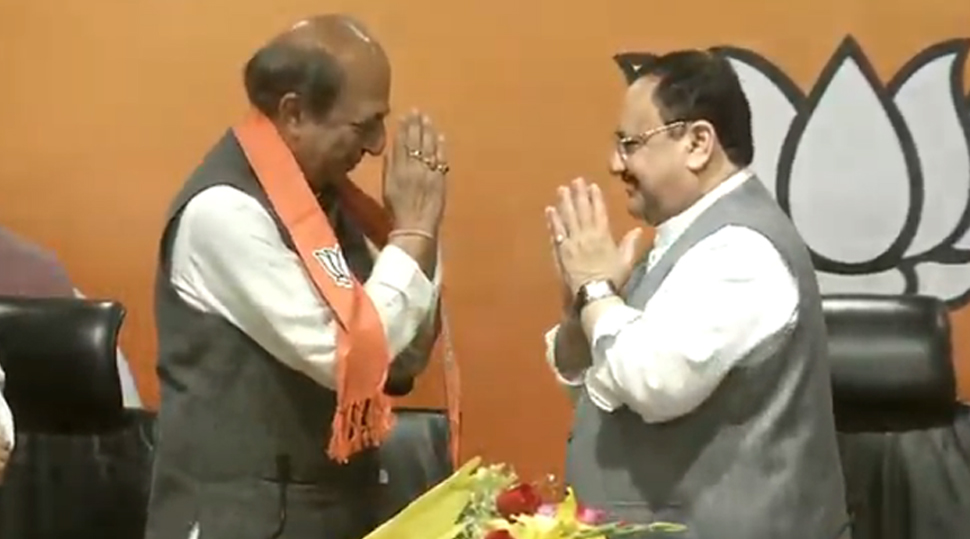 मिथुन, गंभीर की अटकलों के बीच इस दिग्गज ने थामा BJP का दामन, कही यह बड़ी बात मिथुन, गंभीर की अटकलों के बीच इस दिग्गज ने थामा BJP का दामन, कही यह बड़ी बात
