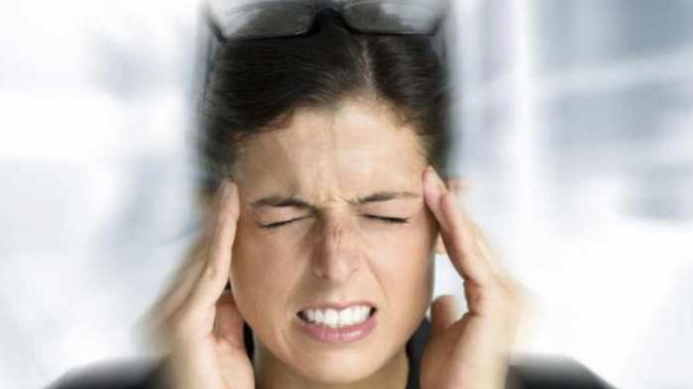 बार-बार सिर में दर्द होना headache
