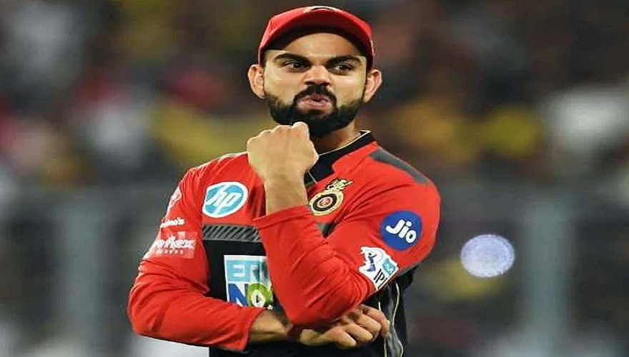 IPL शुरू होने पहले विराट कोहली की RCB को झटका, बाहर हुआ विदेशी बल्लेबाज 