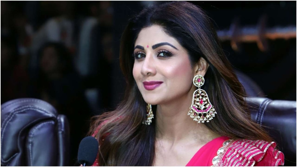 Shilpa Shetty निकलीं चटोरी, चटपटी राज कचौरी को देख मुंह में आया पानी