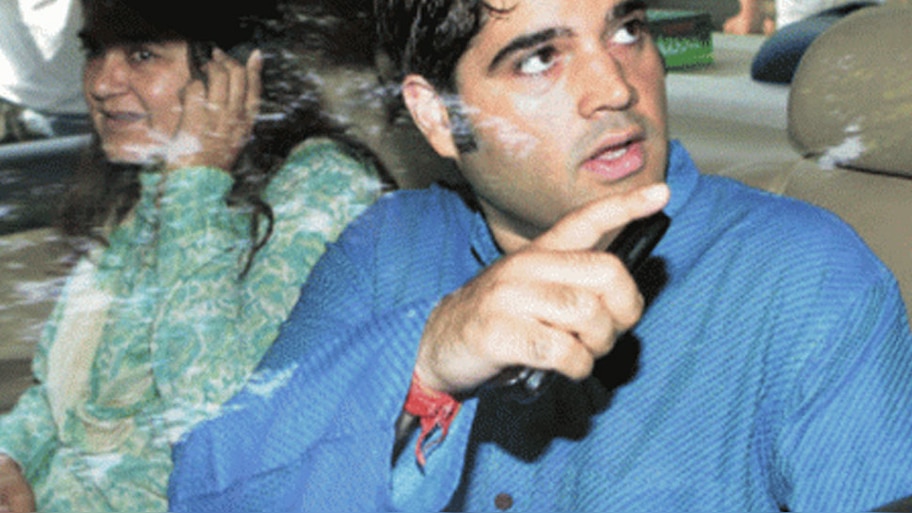 pilibhit bjp mp varun gandhi write letter to dgp demanding action ...