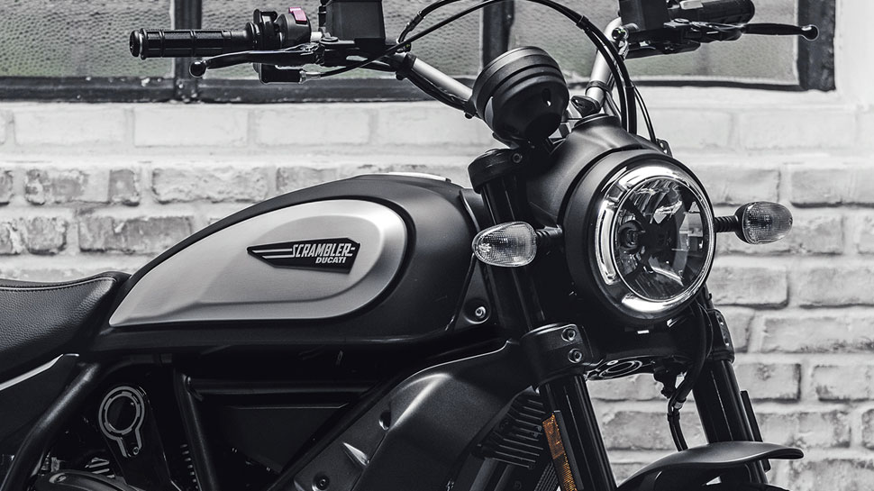 Features like 6-speed gearbox