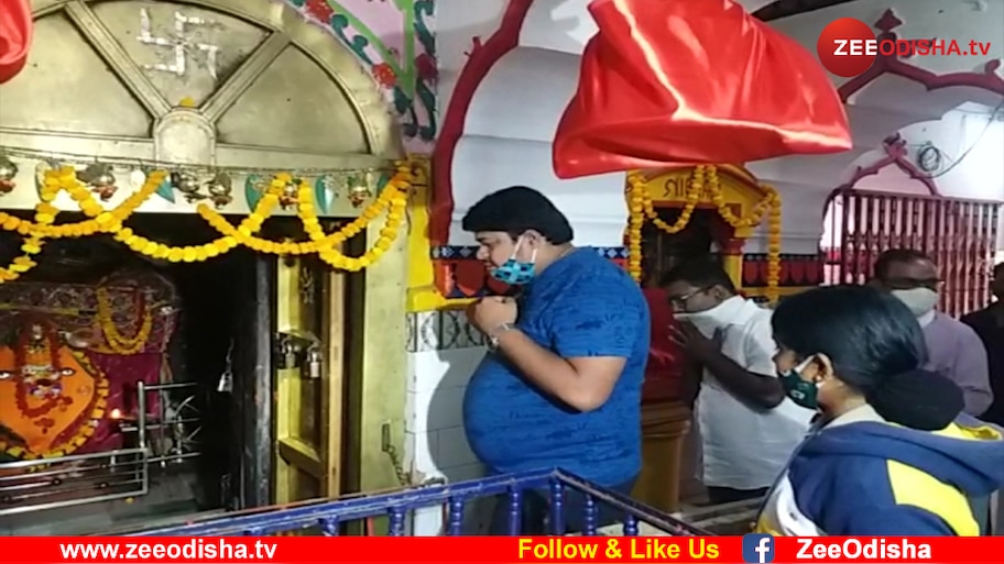 ଦୋକାନୀଙ୍କ ଆନ୍ଦୋଳନ ପରେ ସମଲେଶ୍ୱରୀ ମନ୍ଦିର ମୁଖ୍ୟ ଫାଟକ ଖୋଲିଲା