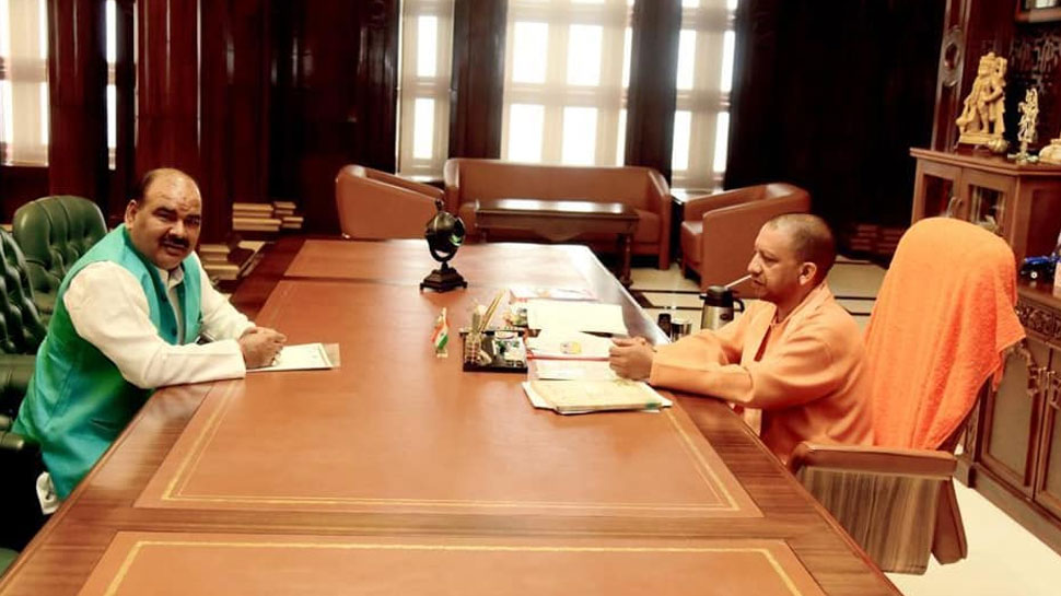 BJP MLC ने ही पुलिस पर लगाए विकास दुबे के परिवार को प्रताड़ित करने के आरोप