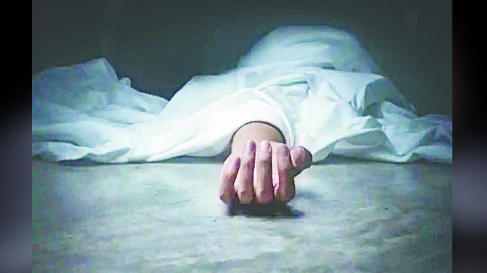 शौचालय के गड्ढे की सफाई के दौरान हादसा, जहरीली गैस से 5 लोगों की मौत