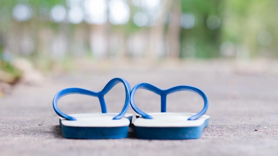 why do we call slippers hawai chappal here is the story and the history  behind it read interesting story uppm | क्या कभी सोचा है, पैरों में पहने  जाने वाली स्लीपर को '