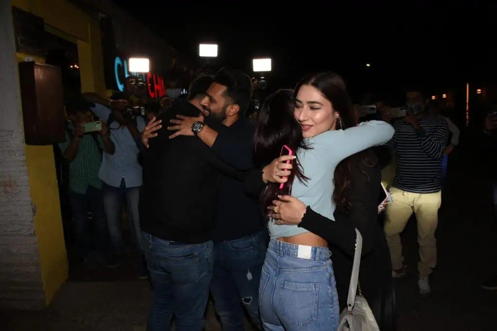 राहुल-दिशा अक्सर दिखते हैं साथ rahul disha