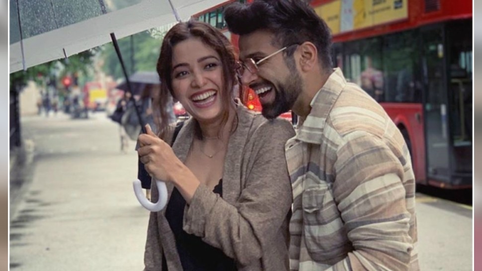 Asha Negi हो गई हैं पैचअप के लिए तैयार? खूब की एक्स बॉयफ्रेंड Rithvik Dhanjani की तारीफ