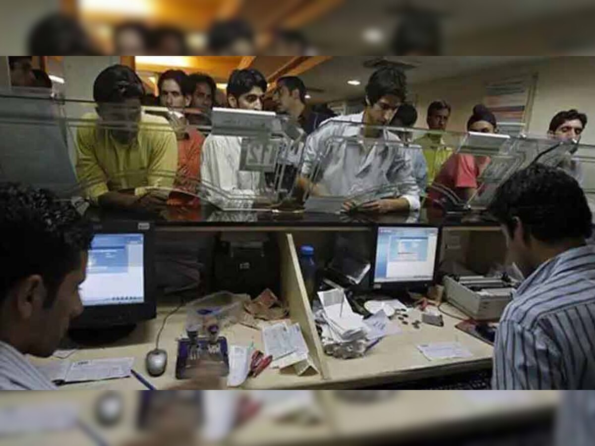 Banks will open only two days from 27 March to 4 April, tackle the work