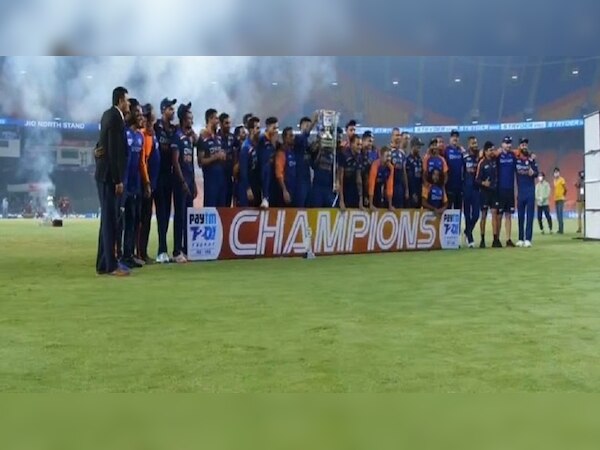  India vs England T20I: ଫାଇନାଲରେ ଚିତ୍ ଇଂଲଣ୍ଡ, ୩-୨ରେ ସିରିଜ ଜିତିଲା ଘରୋଇ ଦଳ