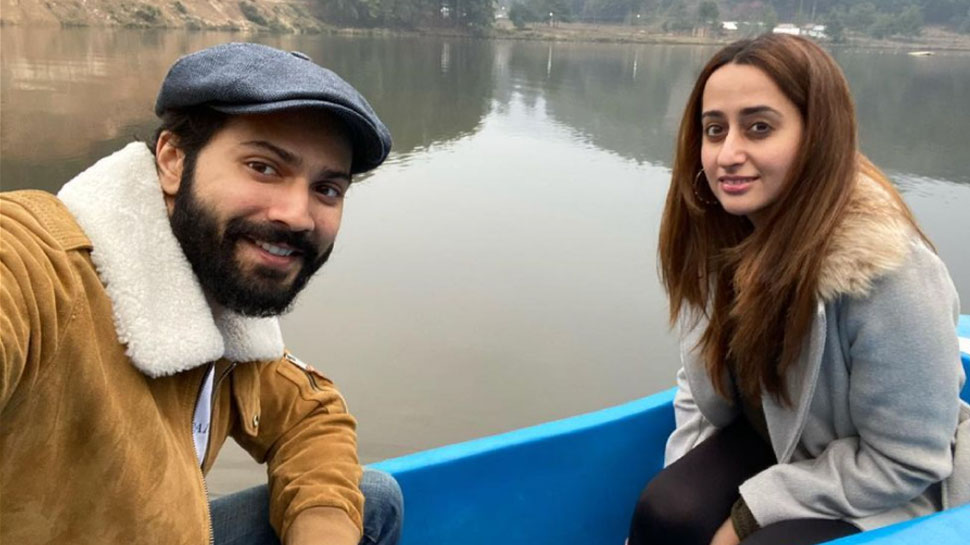 Varun Dhawan और Natasha Dalal हुए रोमांटिक, यूं की नाव से सैर