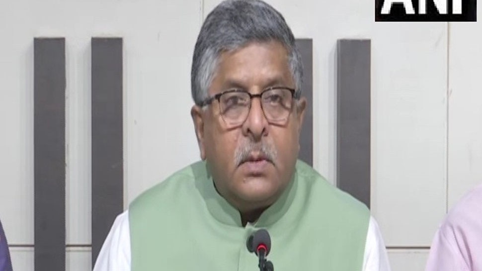 Sachin Vaze-Antilia Case: Uddhav Thackeray सरकार पर बीजेपी हमलावर, Ravi Shankar Prasad ने मांगा 6 सवालों का जवाब