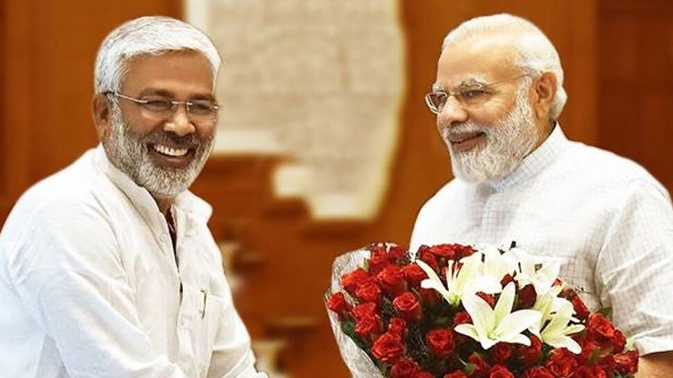 अखिलेश के बाद सपा में अगला अध्यक्ष कौन होगा? BJP के इस दिग्गज ने अभी से बता दिया नाम