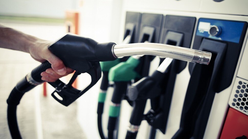 Petrol Price 23 March 2021: सरकार ने पेट्रोल-डीजल पर टैक्स से की बंपर कमाई, 6 साल में 300% बढ़ा खजाना