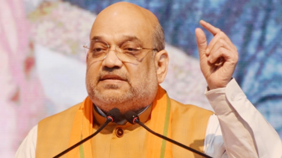 WB Election 2021: ममता बनर्जी पर बरसे Amit Shah, कहा- PM Modi ने गरीबों के लिए स्कीम बनाई, दीदी ने स्कैम