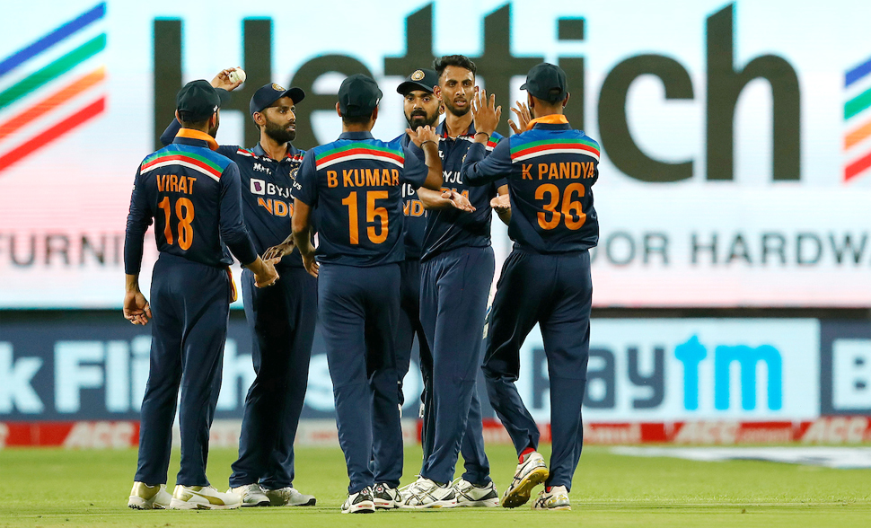 India Vs England 1st ODI: भारत ने इंग्लैंड को पहले वनडे में दी 66 रनों से शिकस्त India Vs England 1st ODI: भारत ने इंग्लैंड को पहले वनडे में दी 66 रनों से शिकस्त
