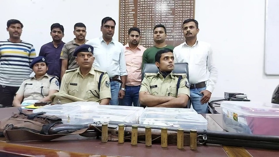 Police को मिली बड़ी सफलता, ATM से नौ लाख की लूट और गार्ड की हत्या मामले में मुख्य अपराधी गिरफ्तार