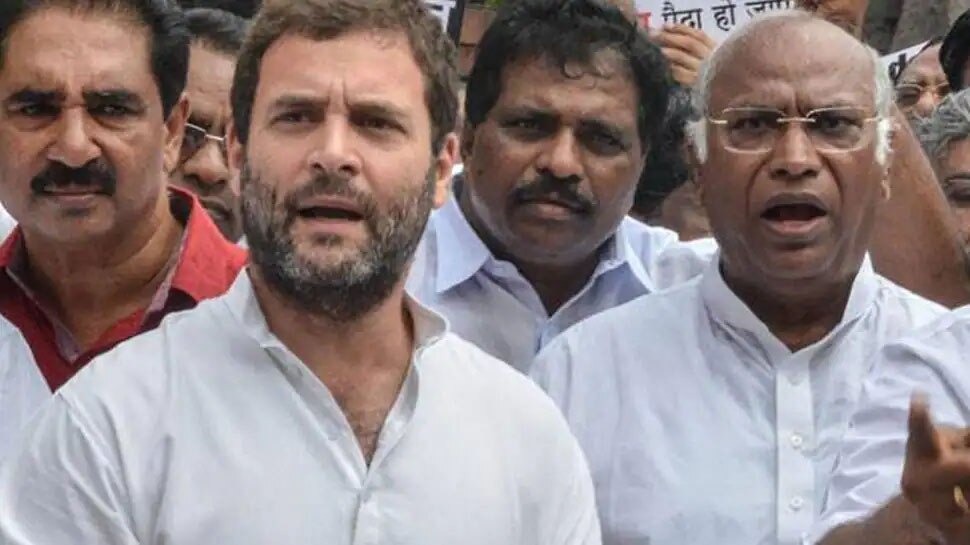 Rahul Gandhi ने फिर बोला RSS पर हमला, कहा- संघ 'परिवार' नहीं, मिथ्या विचार है