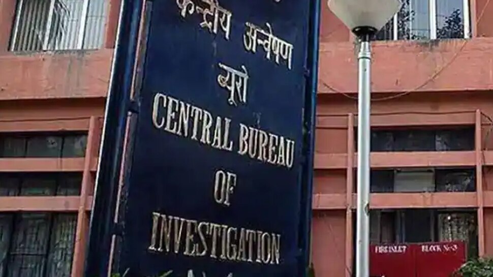 100 जगहों पर CBI की ताबड़तोड़ छापेमारी, 3700 करोड़ के बैंक फ्रॉड से जुड़ा है मामला