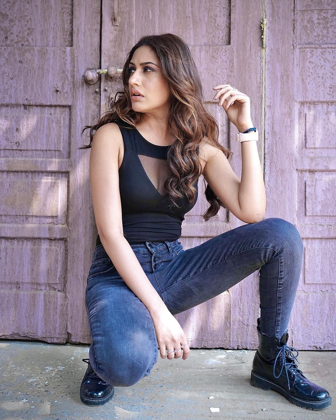 Surbhi Chandna Shared photos on Instagram