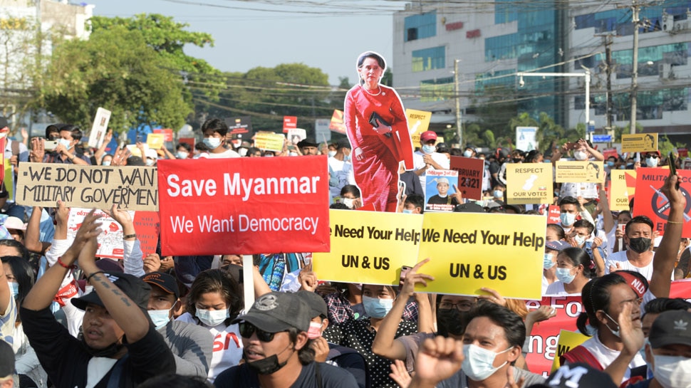 Myanmar में 'खूनी शनिवार', सेना-पुलिस की गोली से 50 लोकतंत्र समर्थकों की मौत; 10 से ज्यादा घायल