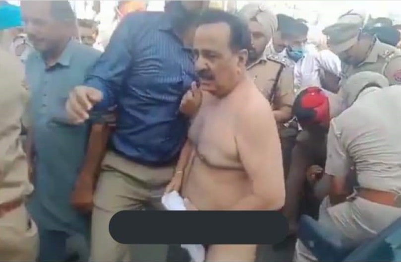 ସର୍ବସାଧାରଣରେ BJP ବିଧାୟକଙ୍କ ବସ୍ତ୍ର ହରଣ ! ସର୍ବସାଧାରଣରେ BJP ବିଧାୟକଙ୍କ ବସ୍ତ୍ର ହରଣ !