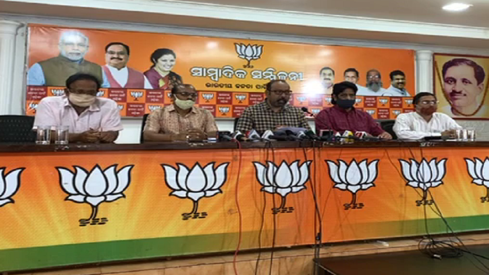 RTI କର୍ମୀଙ୍କୁ ବୋମାମାଡ ଘଟଣା: BJD ବିଧାୟକଙ୍କ ନାଁରେ ଏତଲା, BJP କରିବ ଜନ ଆନ୍ଦୋଳନ RTI କର୍ମୀଙ୍କୁ ବୋମାମାଡ ଘଟଣା: BJD ବିଧାୟକଙ୍କ ନାଁରେ ଏତଲା, BJP କରିବ ଜନ ଆନ୍ଦୋଳନ