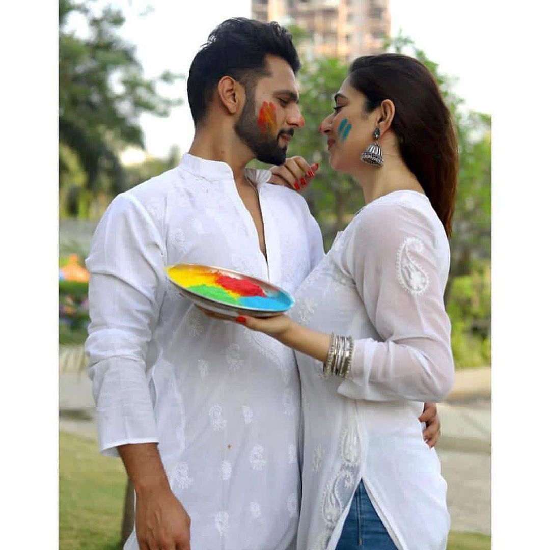 लोग पसंद कर रहे हैं राहुल की तस्वीरें Disha rahul photos