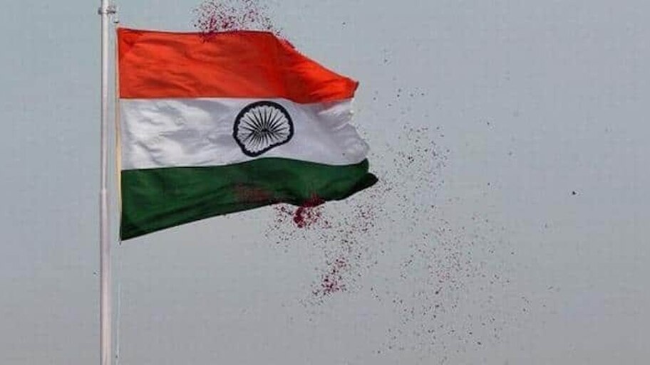 LG मनोज सिन्हा का बड़ा आदेश, अगले 15 दिनों में सभी सरकारी इमारतों फहराया जाए तिरंगा