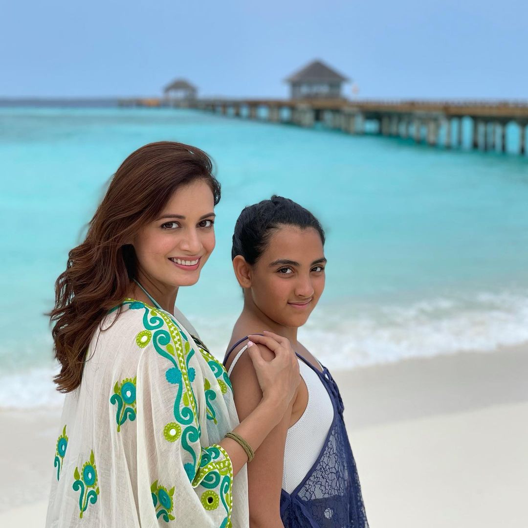 फैंस कर रहे तारीफ Dia mirza fans loving her photos