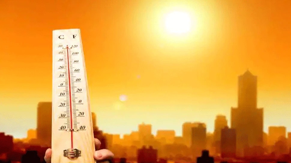 दिल्ली में गर्मी ने तोड़े सारे रिकॉर्ड, पारा पहुंचा 40 डिग्री के पार