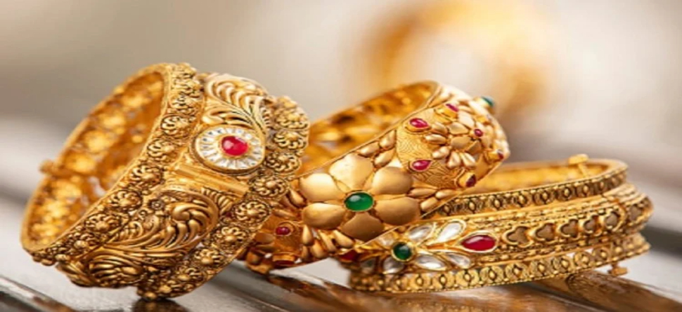 ପୁଣି ଖସିଲା ସୁନା ମୂଲ୍ୟ, ଜାଣି ନିଅନ୍ତୁ କ'ଣ ରହିଛି ରୁପା ରେଟ୍ ପୁଣି ଖସିଲା ସୁନା ମୂଲ୍ୟ, ଜାଣି ନିଅନ୍ତୁ କ'ଣ ରହିଛି ରୁପା ରେଟ୍